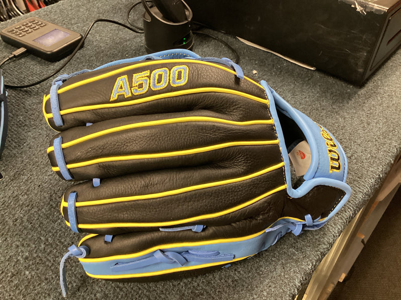 Wilson A500 RHT (2024)